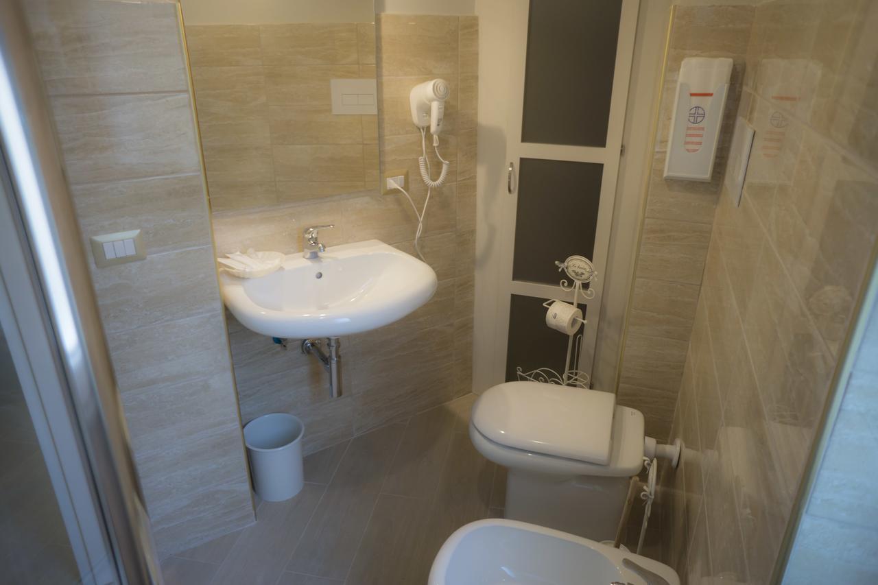 B&B Donna Ada Salerno Exterior foto